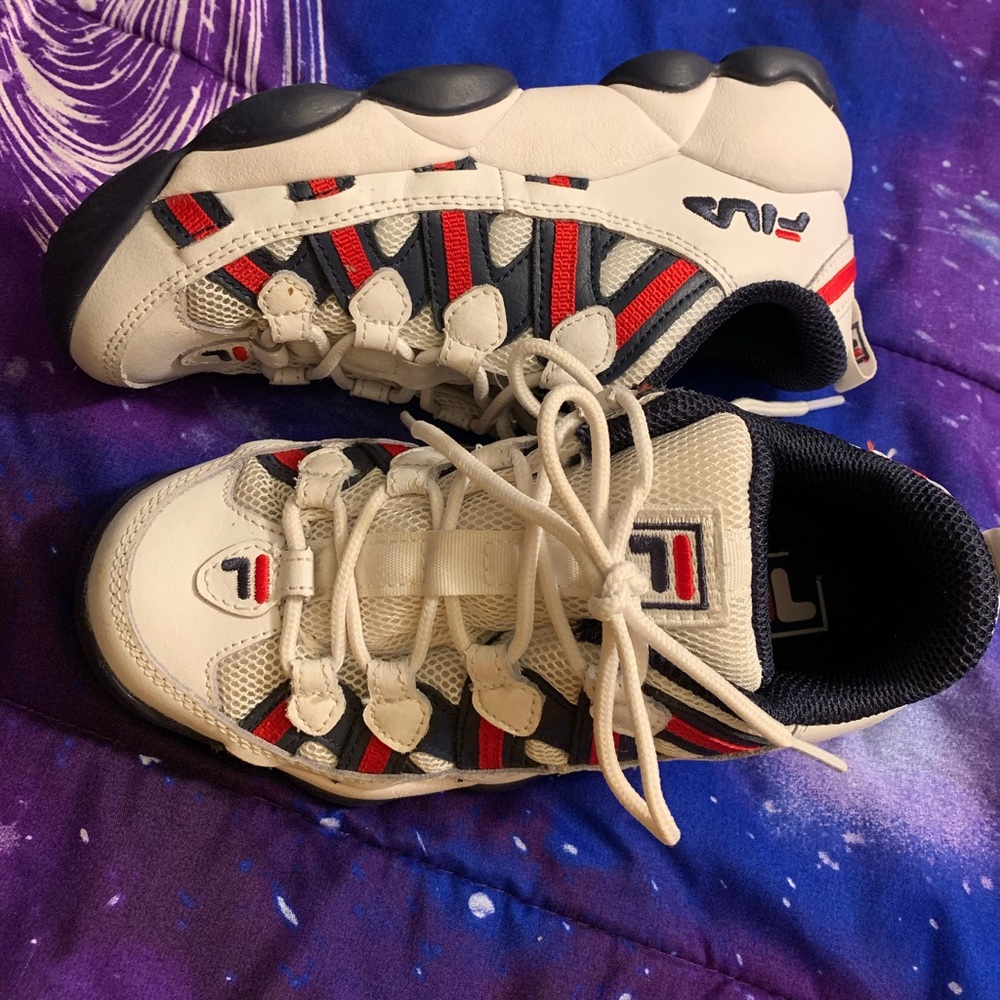 Red white and blue filas